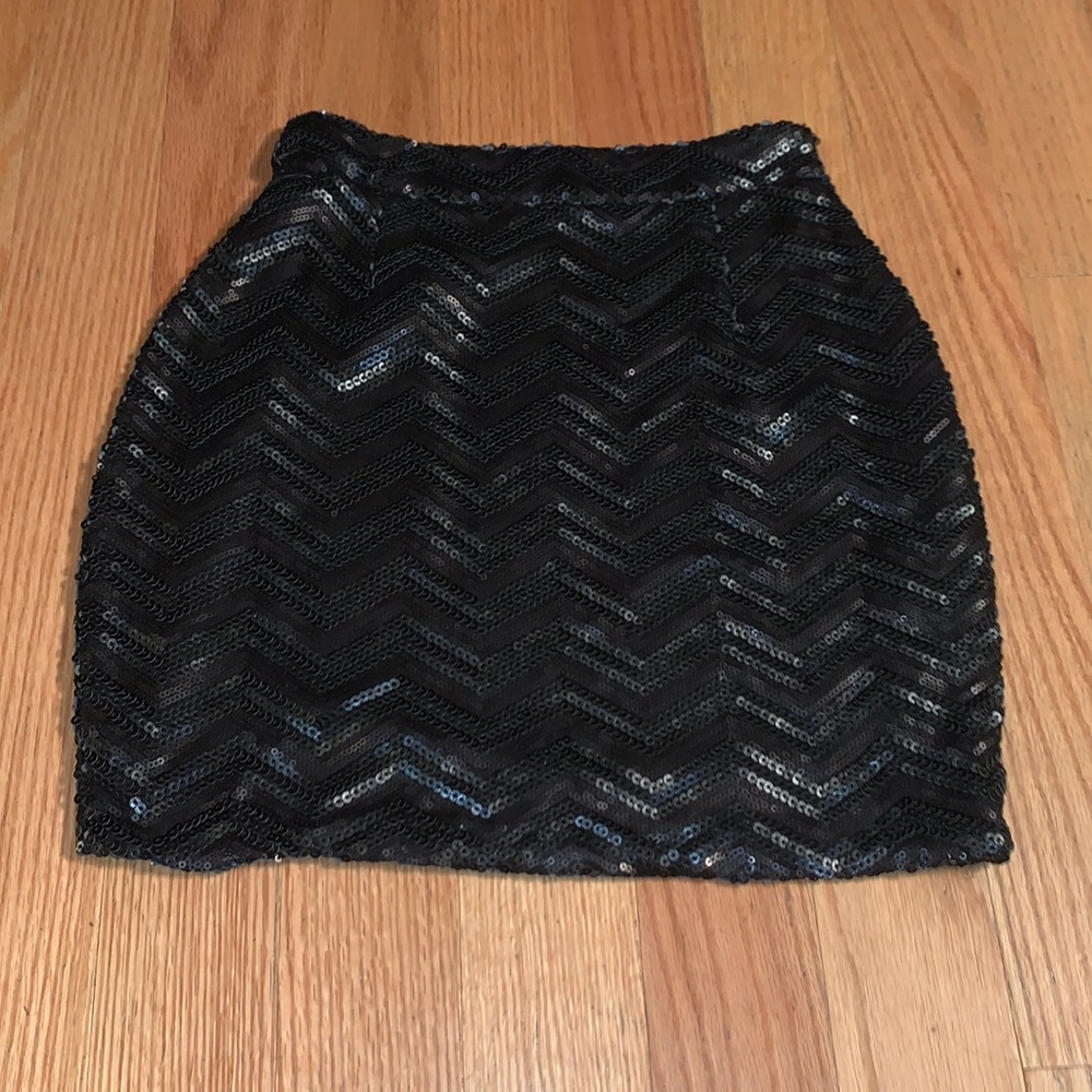 Tobi Black Sequin Mini Skirt XS